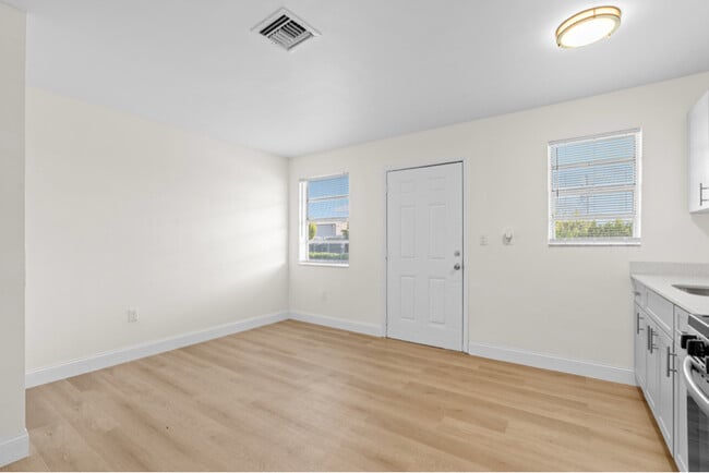 Building Photo - 10541 SW 184th St