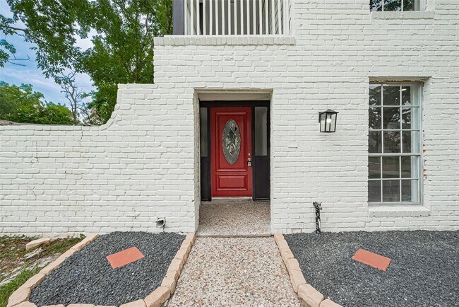Foto del edificio - 10815 Creektree Dr