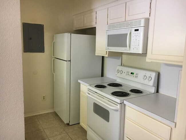 Foto del edificio - 3206 S Fielder Rd