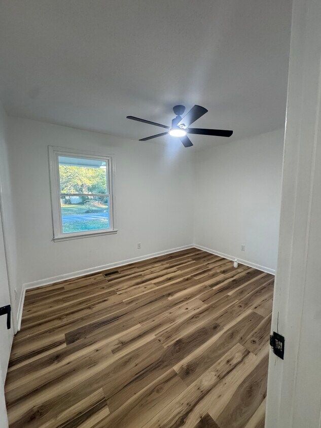 Foto principal - 5129 Arrow Ave