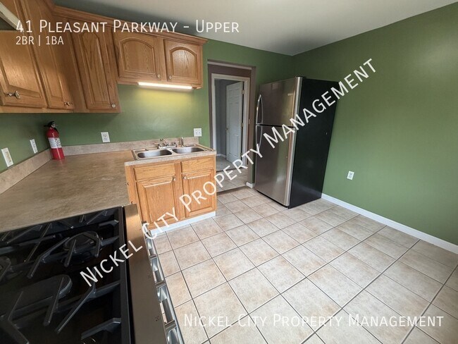 Foto del edificio - 41 Pleasant Pkwy