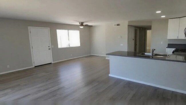 Foto del edificio - 68180 Cll Las Tiendas