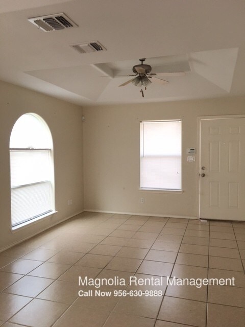 Foto del edificio - 3705 S Fairmont Ave