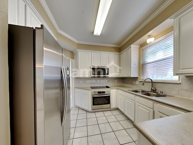 Foto del edificio - 310 Victory Ln