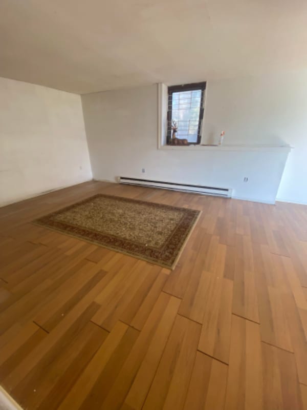 Building Photo - 366 st