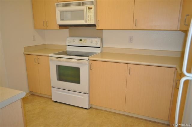 Building Photo - 95-1101 Koolani Dr