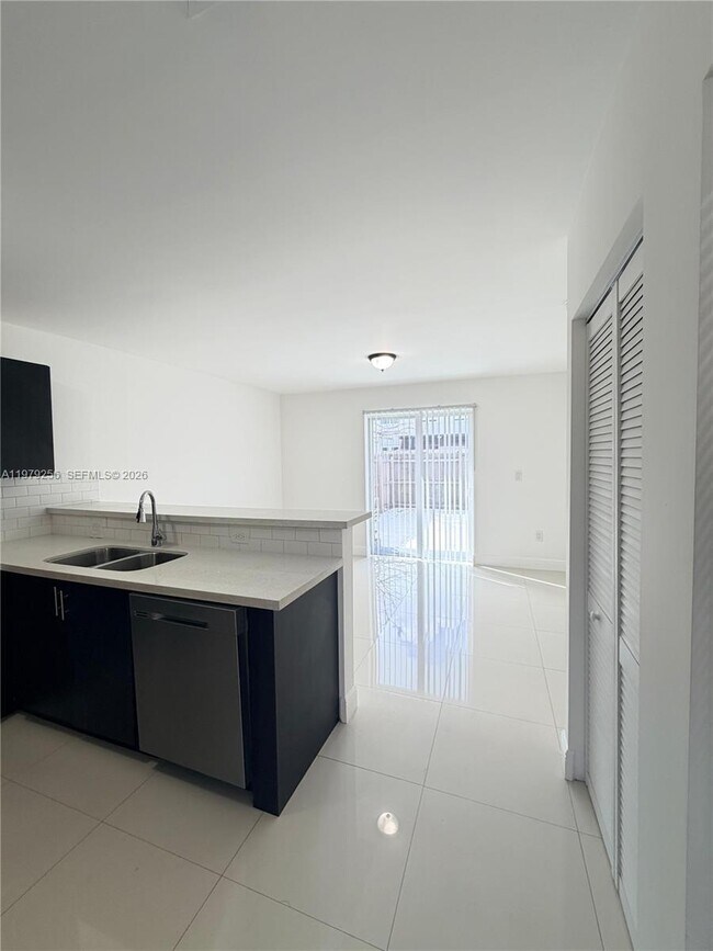 Building Photo - 13728 SW 258th Ln