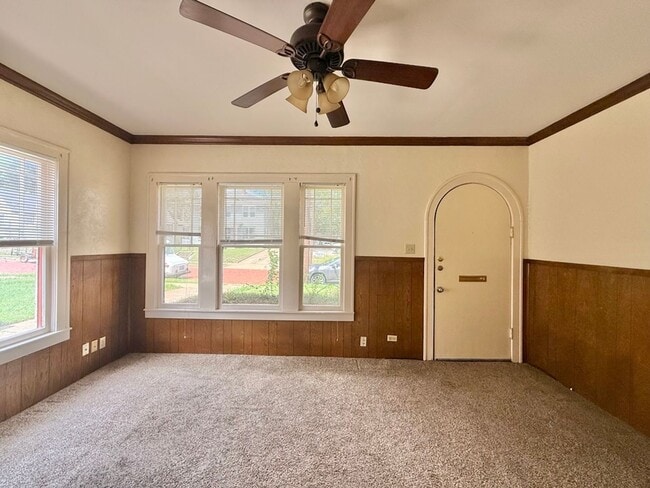 Building Photo - Charming Downtown Living in Tyler! 1 Bedroom 1 Bath! Available Now!