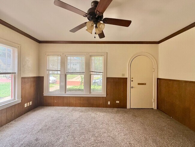 Foto del edificio - Charming Downtown Living in Tyler! 1 Bedroom 1 Bath! Available Now!