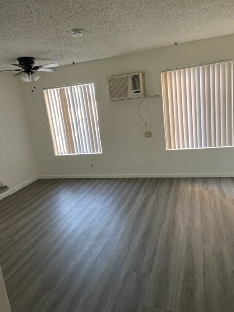 Foto del edificio - 1325 Hoover S St