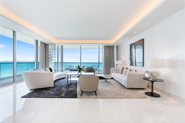 Foto del edificio - 10203 Collins Ave