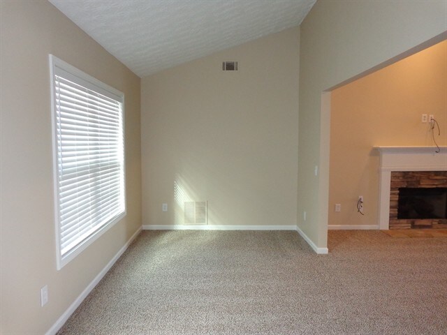 Building Photo - 5138 Daylily Dr