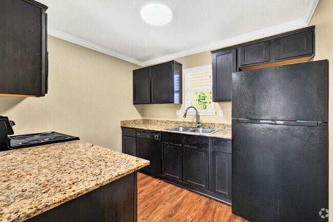 Interior Photo - The Grove at 43rd