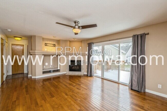Foto del edificio - 9315 Kingman Dr