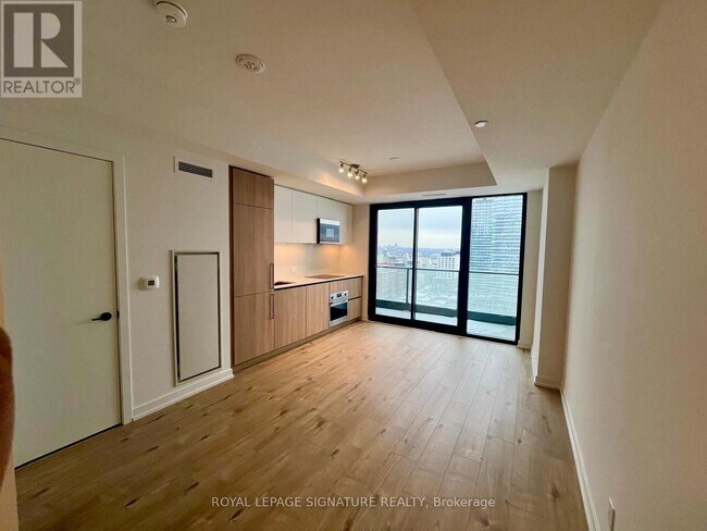 Photo du bâtiment - 35 Parliament St