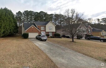 Building Photo - 618-618 8 Point Ct