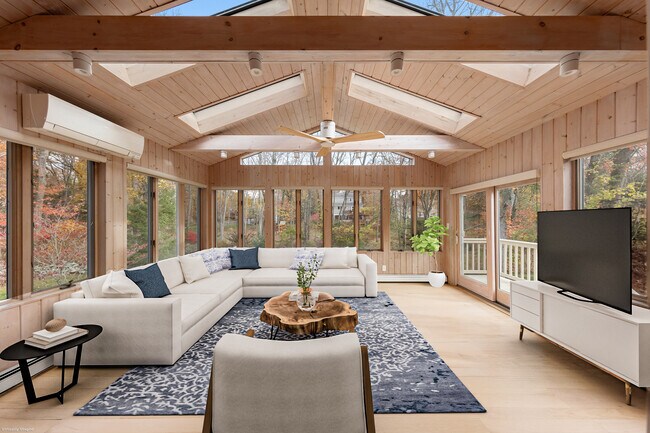 Foto del edificio - 10 Peaceful Ln