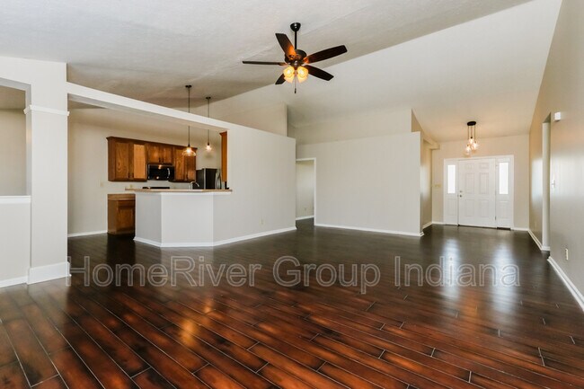 Foto del edificio - 975 Geronimo Dr