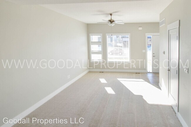 Building Photo - 3 br, 2.5 bath House - 16617 Wilden Dr