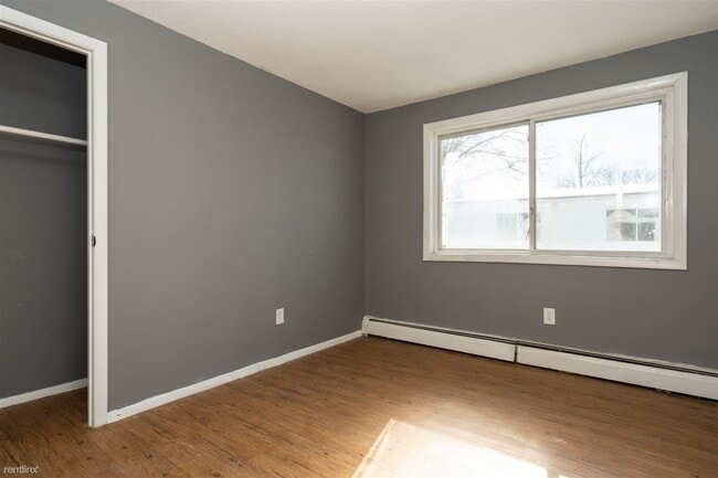 Building Photo - 131 Naugatuck St