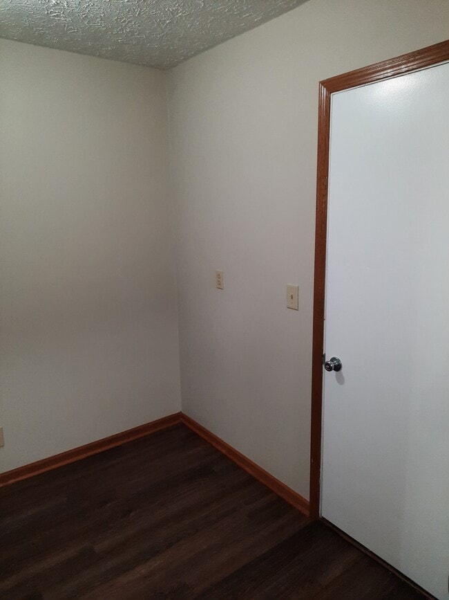 Building Photo - 2109 Fincastle Way