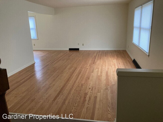 Foto del edificio - 4 br, 1.5 bath House - 5929 N 72nd Street