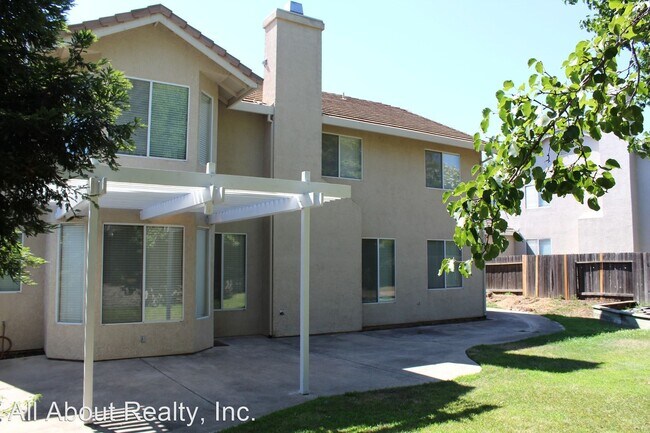 Foto del edificio - 5 br, 3 bath House - 5404 Evan Ct