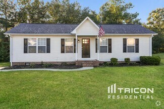 Building Photo - 1657 Lemming Dr SE
