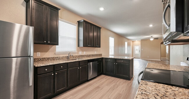 Building Photo - The Collective at Bauer Landing