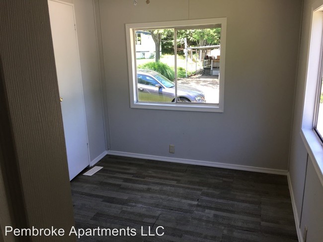 Building Photo - 1 Bridgeview Trailer Ct