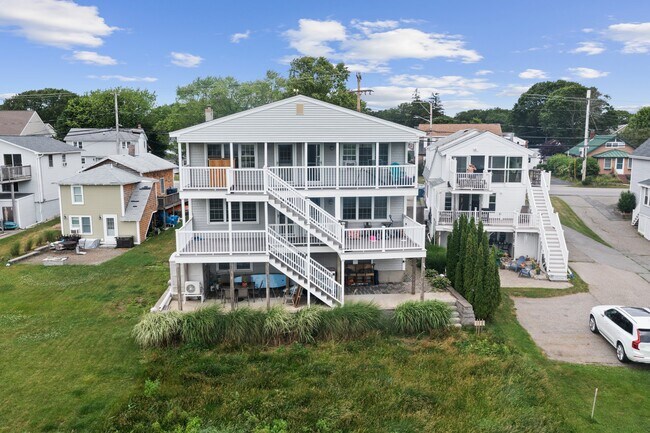 Building Photo - 497 Winnacunnet Rd