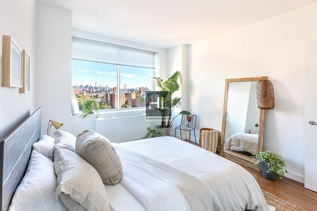 Foto del edificio - 80 DeKalb Ave