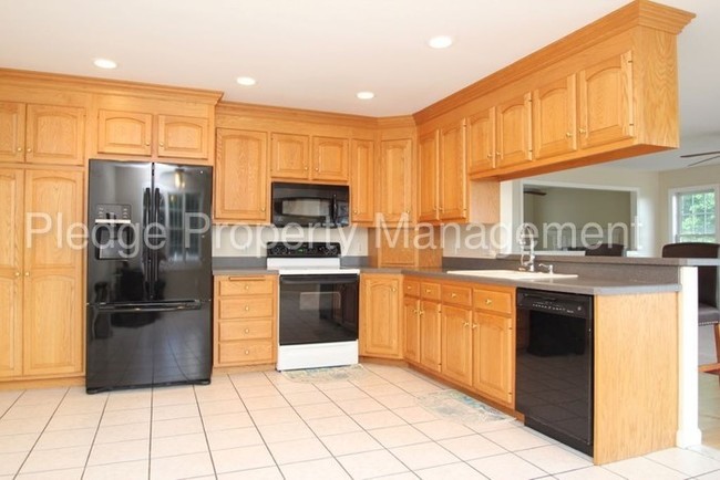Foto del edificio - Large Colonial Home with Amazing Views