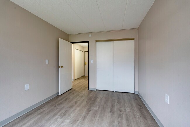 Foto del edificio - Northgate Apartments Senior Housing