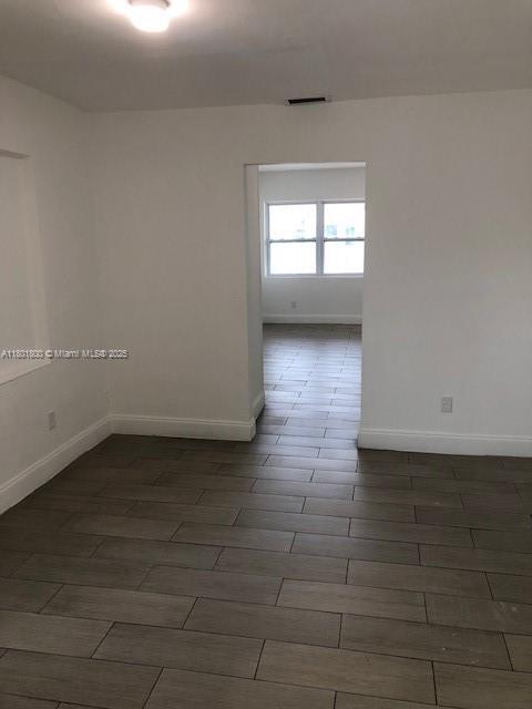 Foto del edificio - 274 E 9th St