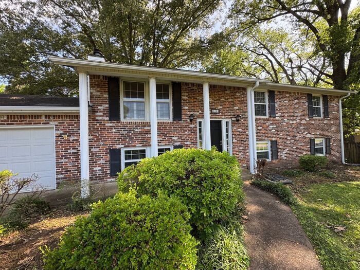 Building Photo - Look and lease in the heart of South Hunts...