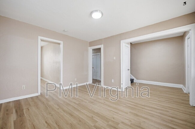 Building Photo - 9 Decatur St