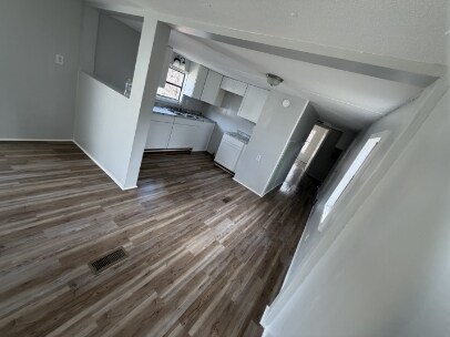 Foto del edificio - 26 Brinwood Dr