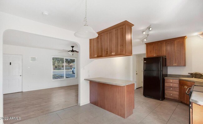 Foto del edificio - 2225 E Osborn Rd