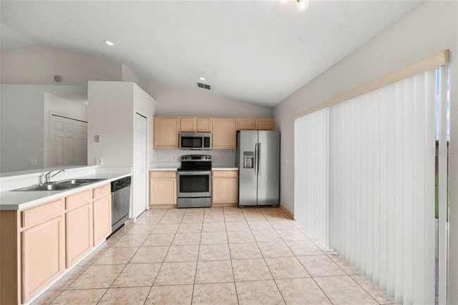 Building Photo - 4240 Settlers Ct