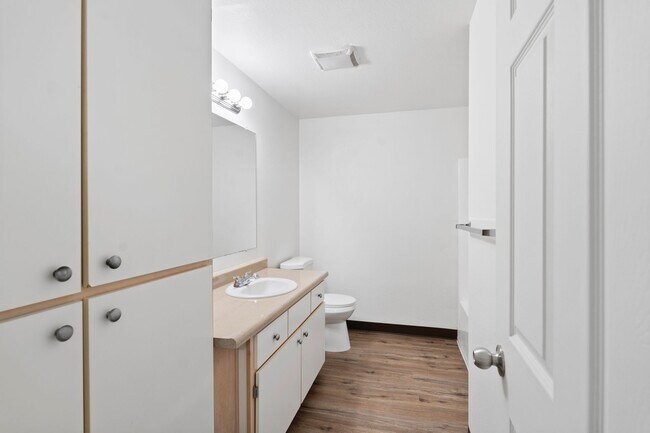 Foto del edificio - Bluebird Keizer ***Coming Soon*** Washer a...