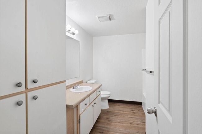Building Photo - Bluebird Keizer ***Coming Soon*** Washer a...