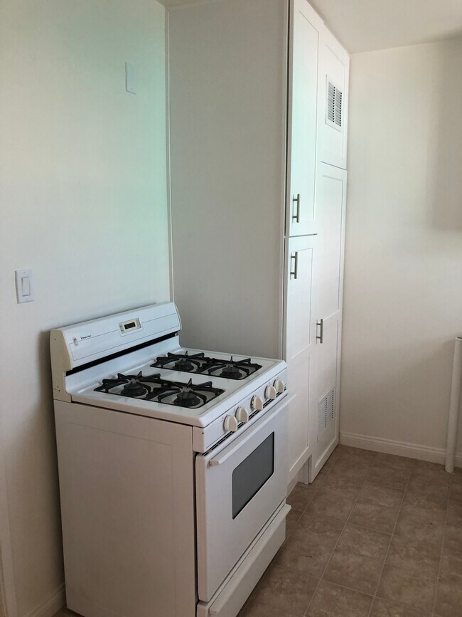 Kitchen - 714 S Pacific Coast Hwy