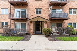 Building Photo - 8423 W Gregory St