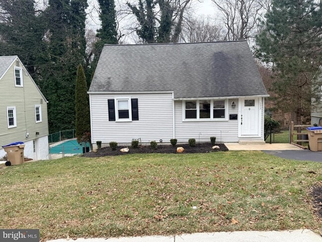 Photo - 133 N Line Rd House