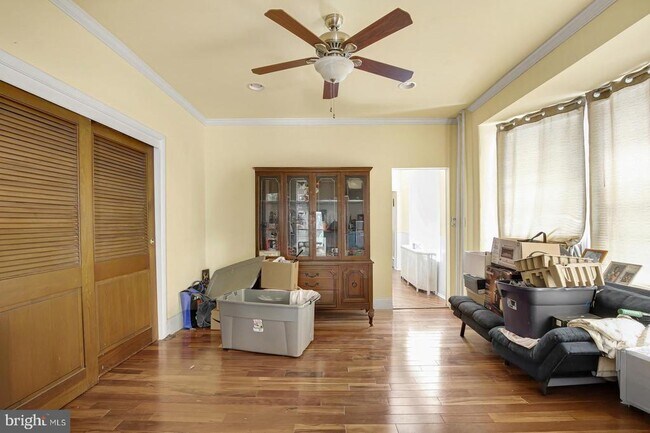 Foto del edificio - 4305 Lauriston St