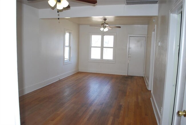 Building Photo - 4722 Depew Ave