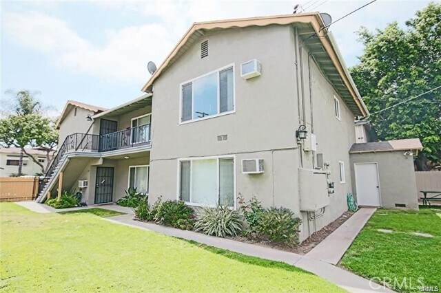 Foto del edificio - 1007 S Tamarack Dr