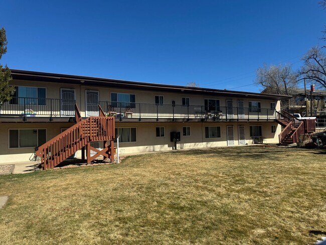 Foto del edificio - Updated 2 Bedroom Near Filmore and I-25!