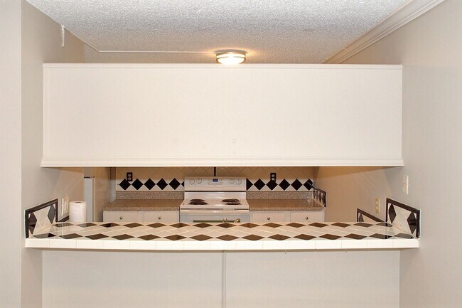 Building Photo - Middlebrook Pines townhome